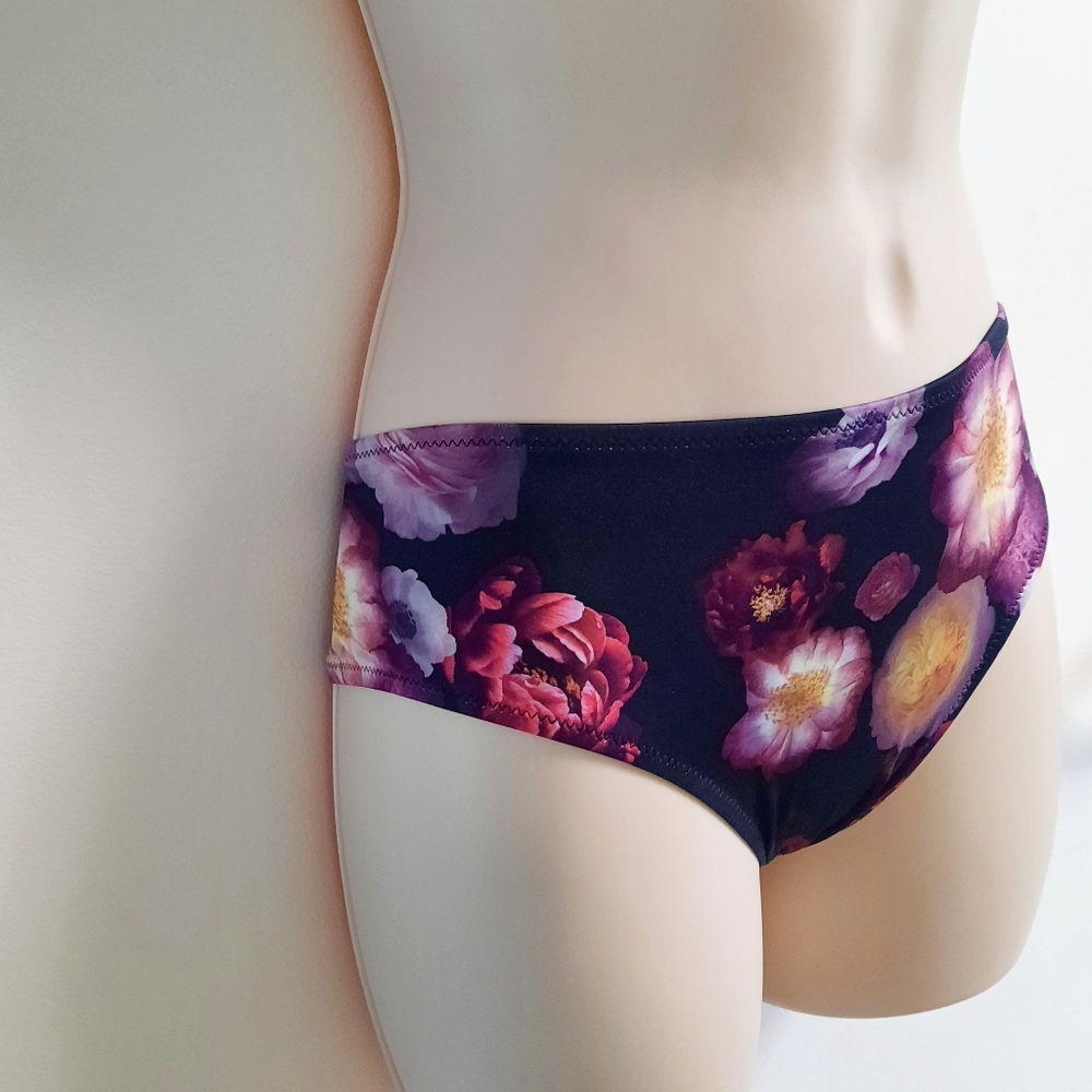 2pc LaVie en Rose Aqua Swim suite - Picture 7 of 16